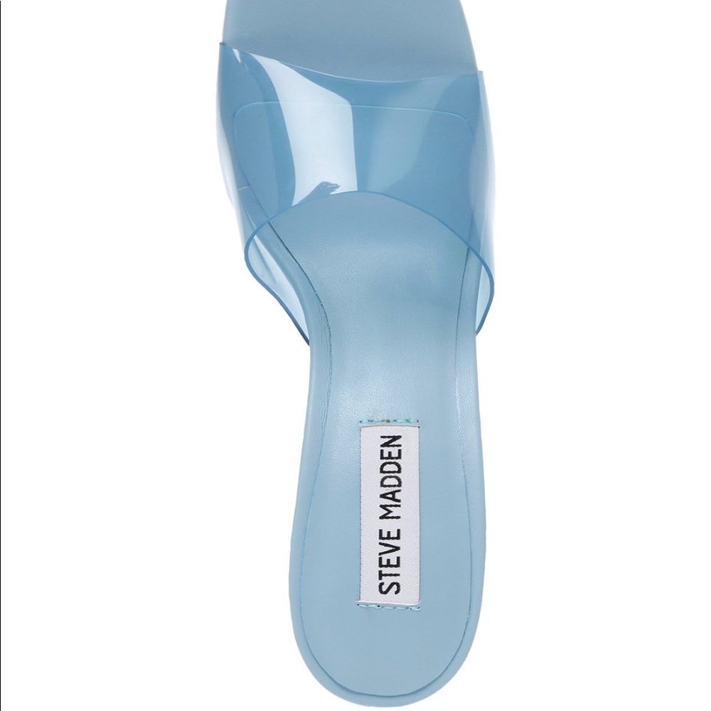 High heel sandals